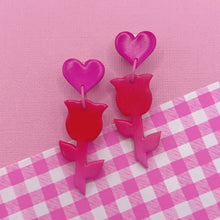 Load image into Gallery viewer, Pink and red ombré flower shaped stud earrings
