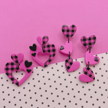 Load image into Gallery viewer, Pink and black gingham heart ombre stud earrings
